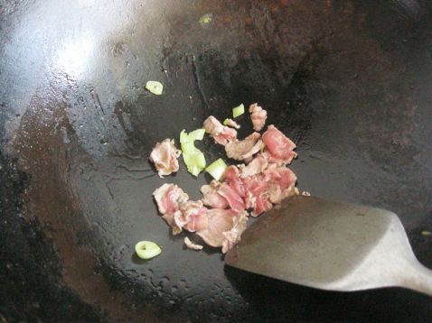 咖喱牛肉盖饭菜谱图解