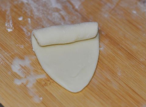 肉松豆沙老婆饼的简单做法