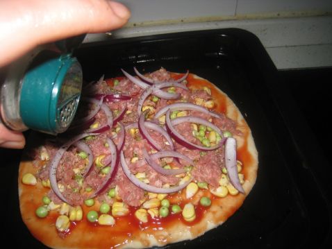 意式黑椒猪肉披萨的简单做法