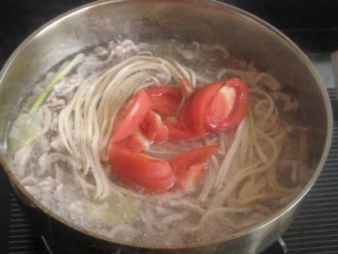 番茄干丝肉丝汤怎么吃