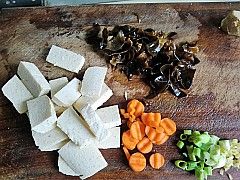 鸡肉豆腐蔬菜汤的做法图解