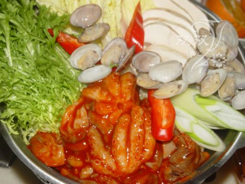 章鱼海鲜火锅怎么吃