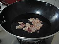金针菇韩国鱼卷汤的简单做法