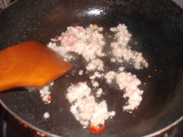 雪菜肉末烧豆腐的简单做法