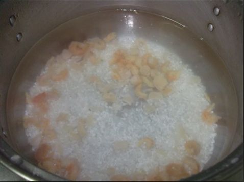瑶柱虾米蔬菜粥的家常做法