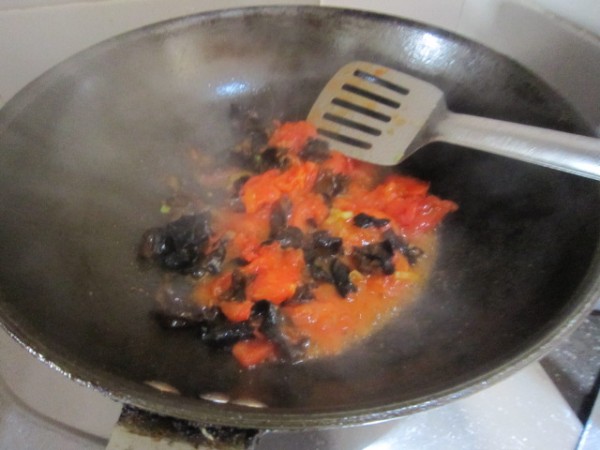 柿子海鲜汤的家常做法
