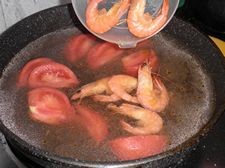 对虾番茄豆腐汤的家常做法