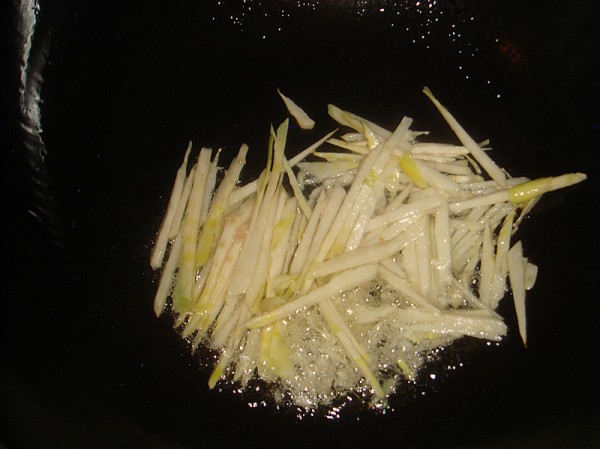 菌菇笋丝汤的家常做法
