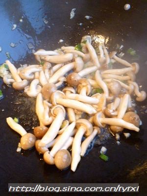 鲍汁兰花蟹味菇菜谱图解