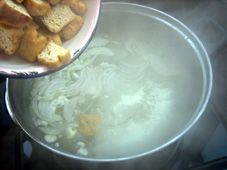 油豆腐青菜汤的家常做法