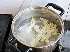 鲜笋菌菇汤的简单做法