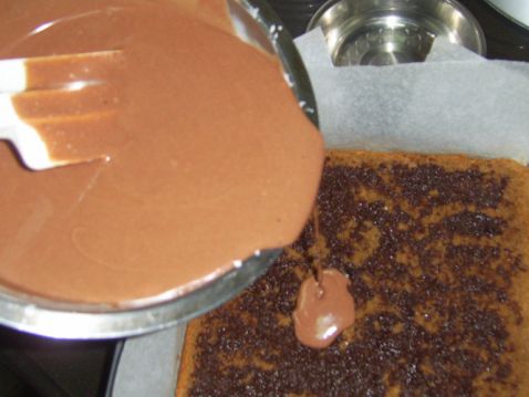 杏仁咖啡巧克力慕斯蛋糕菜谱图解