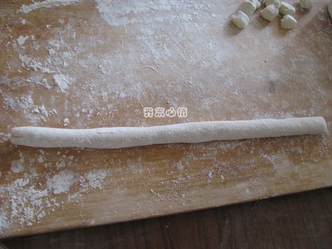 韭菜牛肉水饺菜谱图解