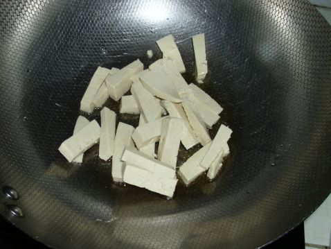 蒜黄炒豆腐的家常做法