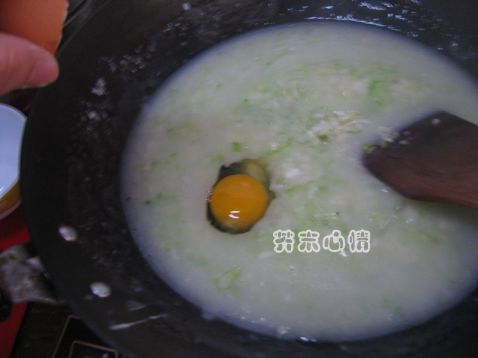 黄瓜鸡蛋疙瘩汤怎么煸