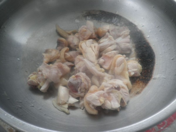 杏鲍菇烧鸡块怎么做