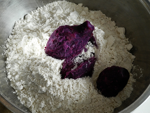 紫薯绿茶刀切馒头的简单做法