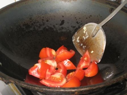 番茄丝瓜蛋汤的简单做法