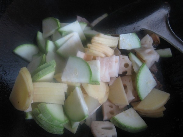 辣白菜汤的制作方法