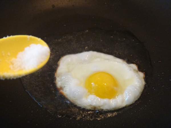 鸡蛋煮面条的家常做法