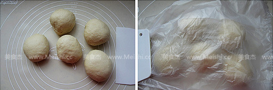 椰蓉花儿面包的简单做法