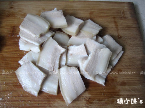 蒜苔回锅肉的家常做法