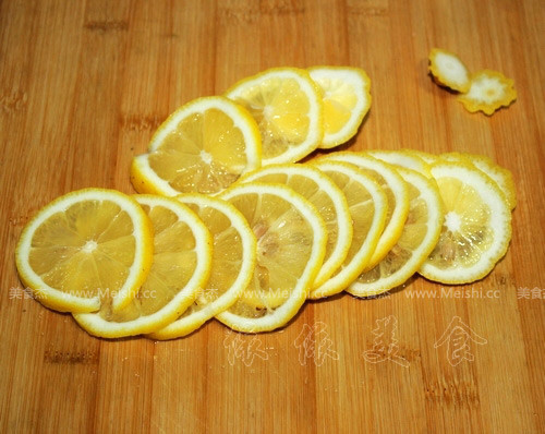 冰爽蜂蜜柠檬水的做法图解