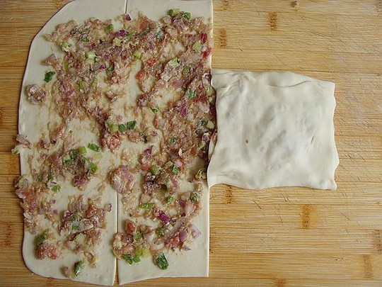 千层肉饼的折叠法图片