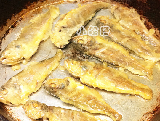 酥脆椒鹽小黃魚